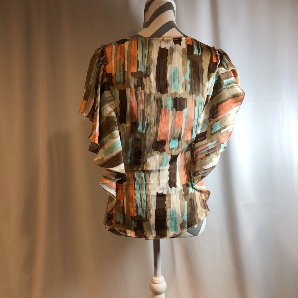 Like New Bcbgeneration Flutter Sleeve Top Size 8 - image 4